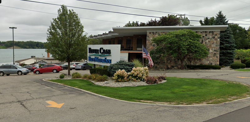 River Crab Blue Water Inn (Stew Cunninghams Fishermans Wharf) - From Website (newer photo)